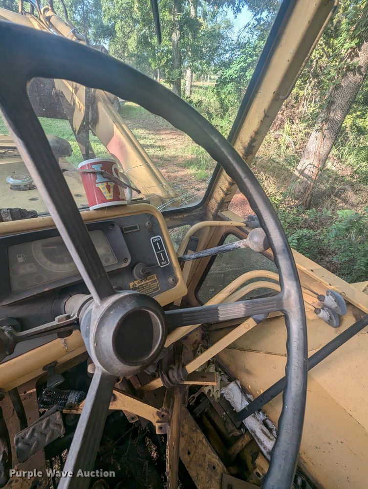 image for item NG9949 Ford 555 backhoe