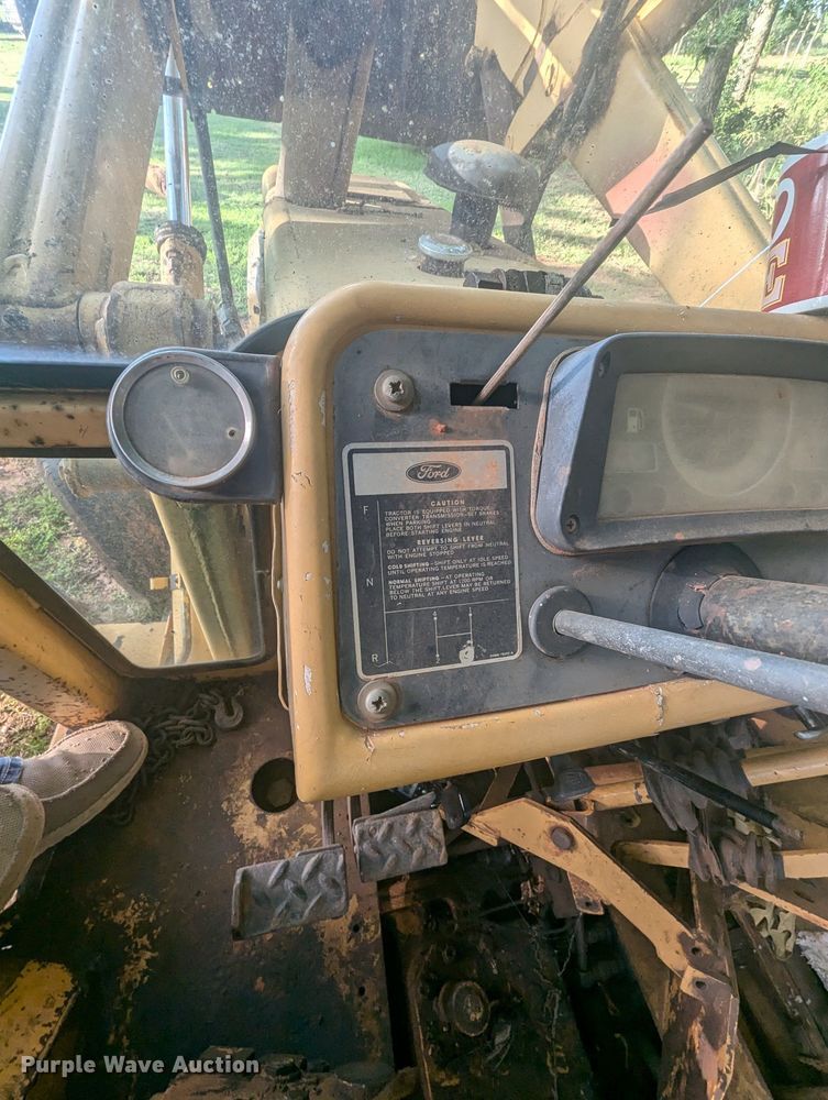 image for item NG9949 Ford 555 backhoe
