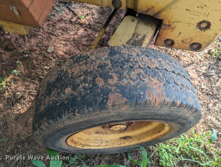 image for item NG9949 Ford 555 backhoe