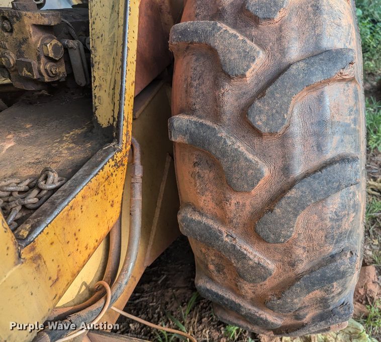 image for item NG9949 Ford 555 backhoe