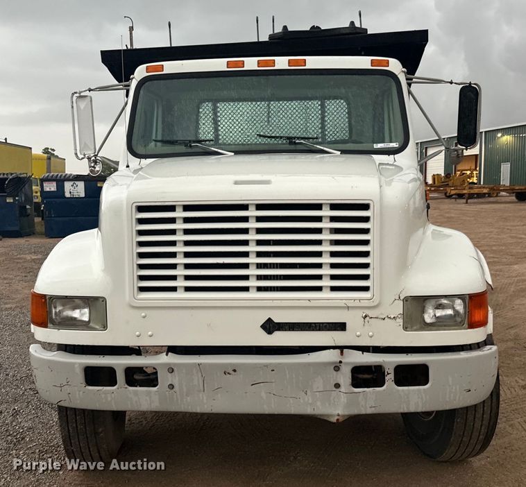 image for item NL9869 1998 International  4700 dump truck