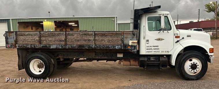 image for item NL9869 1998 International  4700 dump truck