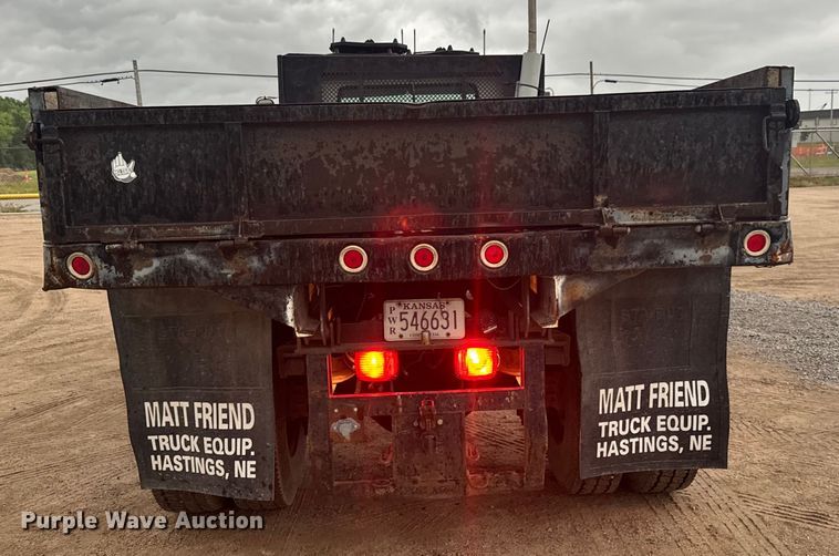 image for item NL9869 1998 International  4700 dump truck