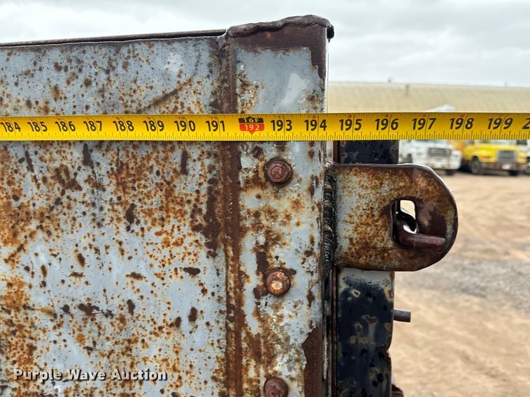 image for item NL9869 1998 International  4700 dump truck