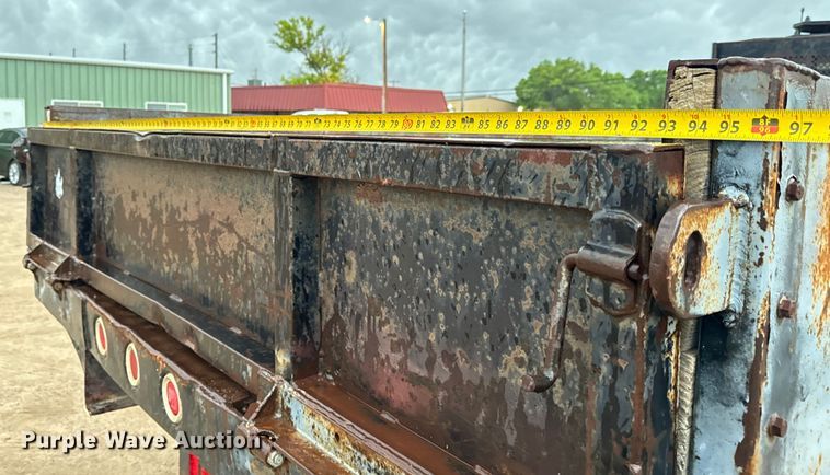 image for item NL9869 1998 International  4700 dump truck