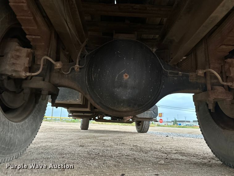 image for item NL9869 1998 International  4700 dump truck