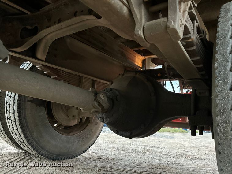 image for item NL9869 1998 International  4700 dump truck