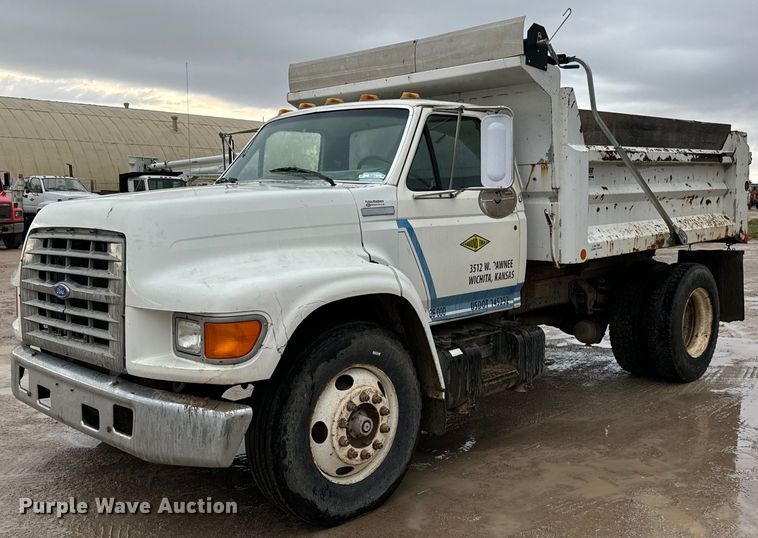 image for item NL9872 1995 Ford F800 dump truck
