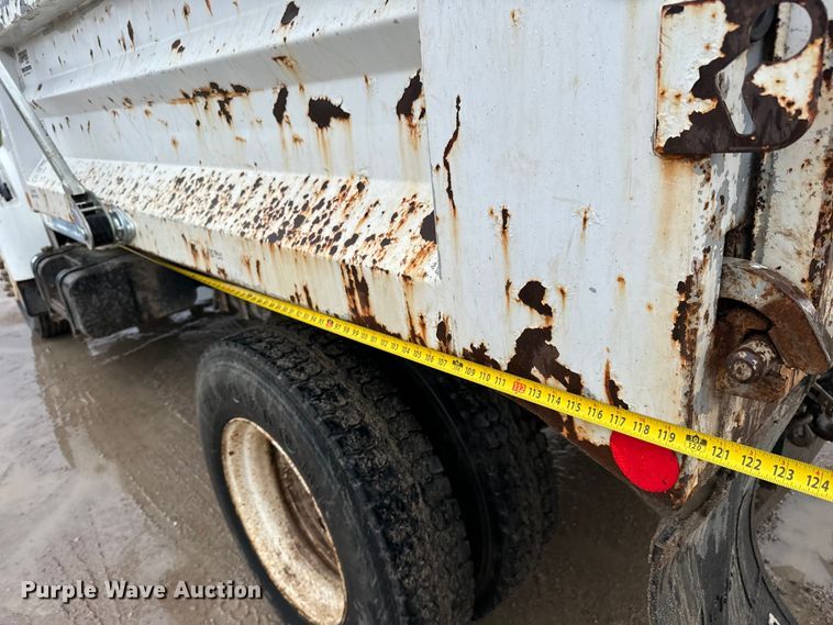 image for item NL9872 1995 Ford F800 dump truck