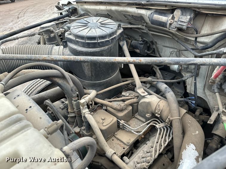 image for item NL9872 1995 Ford F800 dump truck