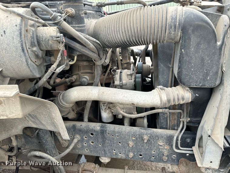 image for item NL9872 1995 Ford F800 dump truck