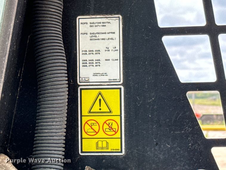 image for item NL9886 2004 Caterpillar  226B skid steer loader