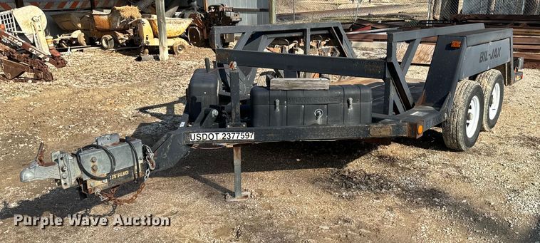 image for item NN9486 2004 Bil-Jax ET7000 equipment trailer