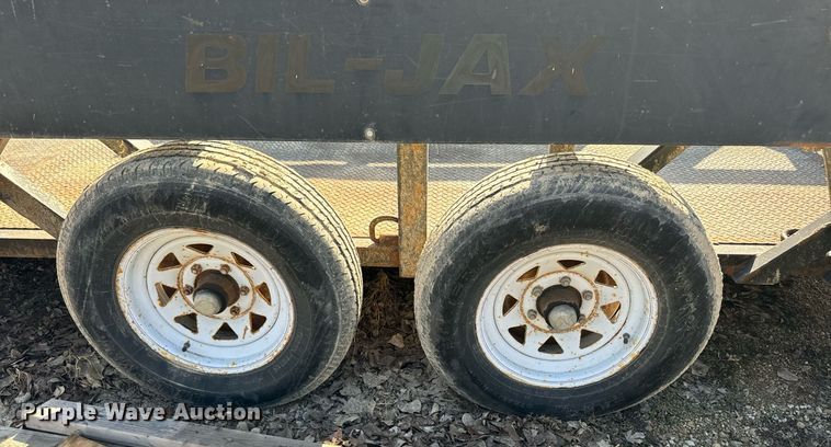 image for item NN9486 2004 Bil-Jax ET7000 equipment trailer