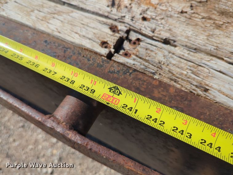 image for item NQ9572 2005 Belshe equipment trailer