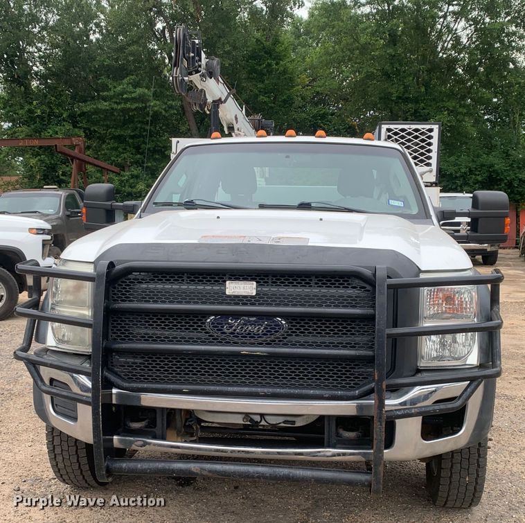 image for item NQ9577 2015 Ford F550 Super Duty XL SuperCab utility / service truck