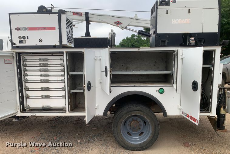 image for item NQ9577 2015 Ford F550 Super Duty XL SuperCab utility / service truck