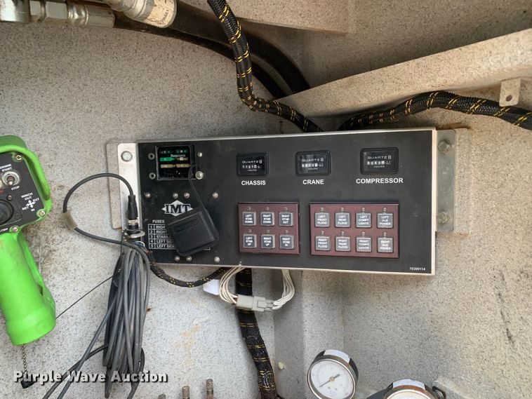 image for item NQ9577 2015 Ford F550 Super Duty XL SuperCab utility / service truck