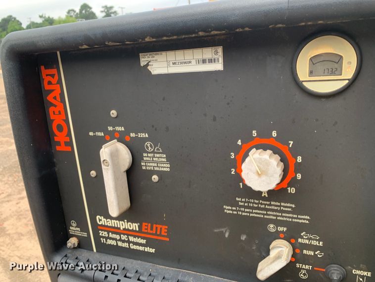 image for item NQ9577 2015 Ford F550 Super Duty XL SuperCab utility / service truck