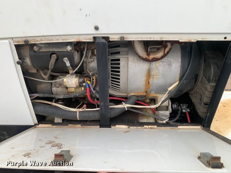 image for item NQ9577 2015 Ford F550 Super Duty XL SuperCab utility / service truck