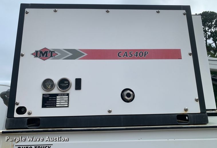 image for item NQ9577 2015 Ford F550 Super Duty XL SuperCab utility / service truck