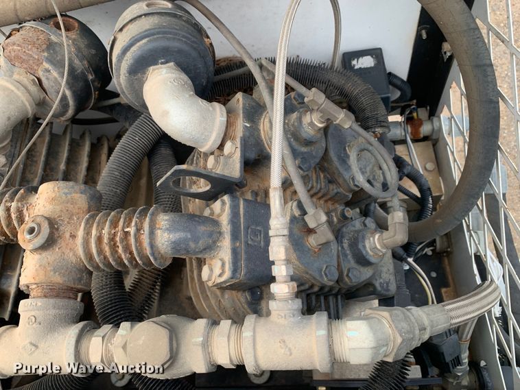 image for item NQ9577 2015 Ford F550 Super Duty XL SuperCab utility / service truck