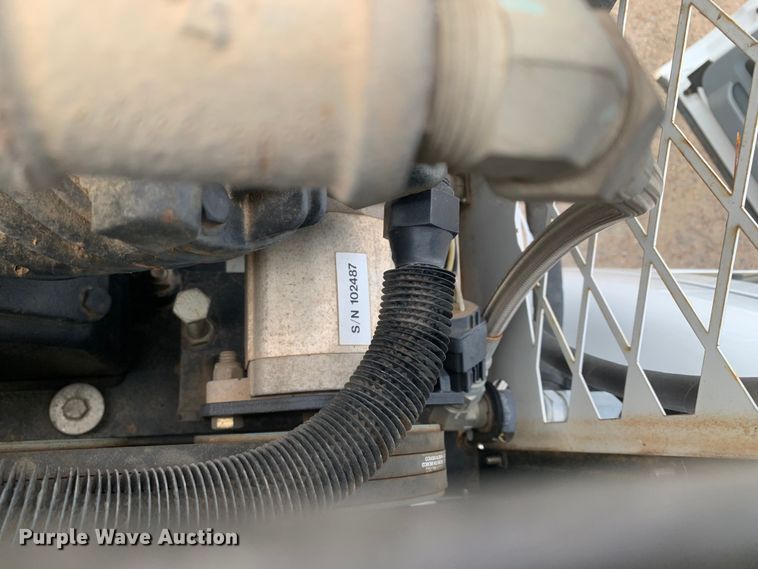 image for item NQ9577 2015 Ford F550 Super Duty XL SuperCab utility / service truck