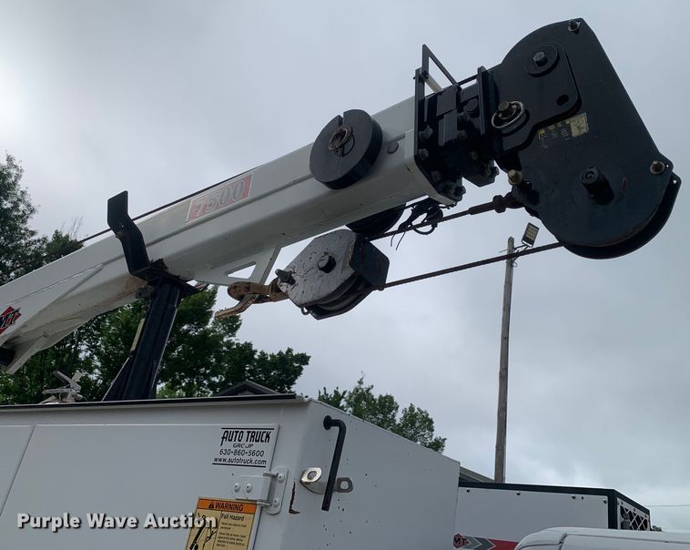 image for item NQ9577 2015 Ford F550 Super Duty XL SuperCab utility / service truck