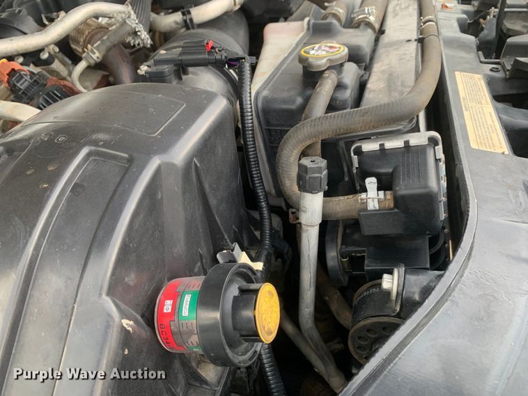 image for item NQ9577 2015 Ford F550 Super Duty XL SuperCab utility / service truck