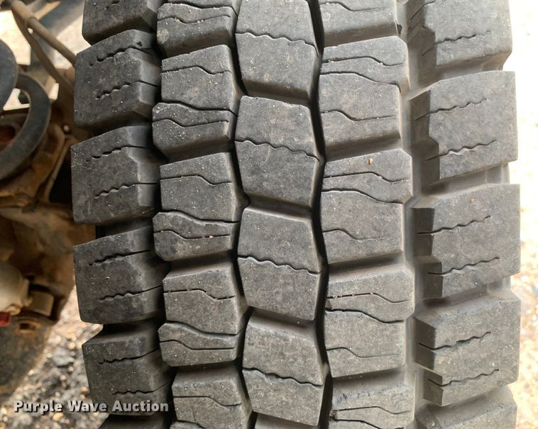 image for item NQ9577 2015 Ford F550 Super Duty XL SuperCab utility / service truck