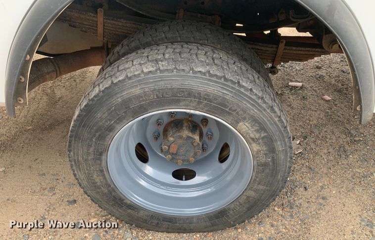 image for item NQ9577 2015 Ford F550 Super Duty XL SuperCab utility / service truck