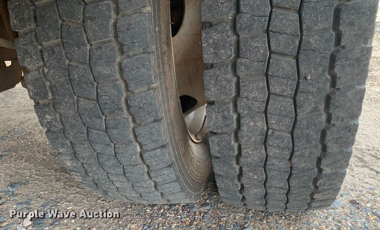 image for item NQ9577 2015 Ford F550 Super Duty XL SuperCab utility / service truck