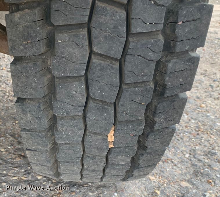 image for item NQ9577 2015 Ford F550 Super Duty XL SuperCab utility / service truck