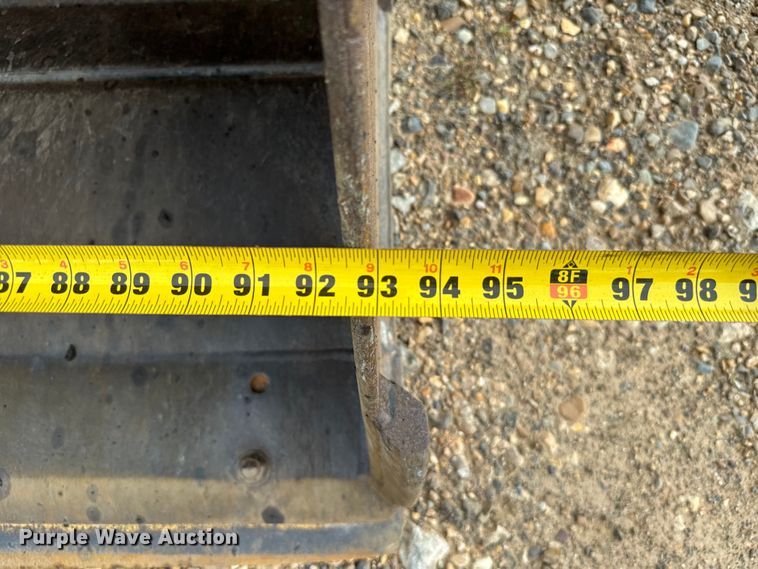 image for item NQ9586 2013 Caterpillar  420F IT backhoe