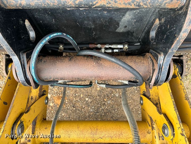 image for item NQ9586 2013 Caterpillar  420F IT backhoe