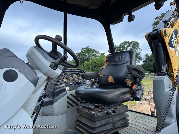 image for item NQ9586 2013 Caterpillar  420F IT backhoe