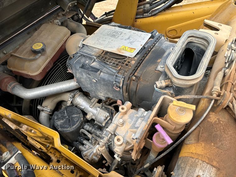image for item NQ9586 2013 Caterpillar  420F IT backhoe