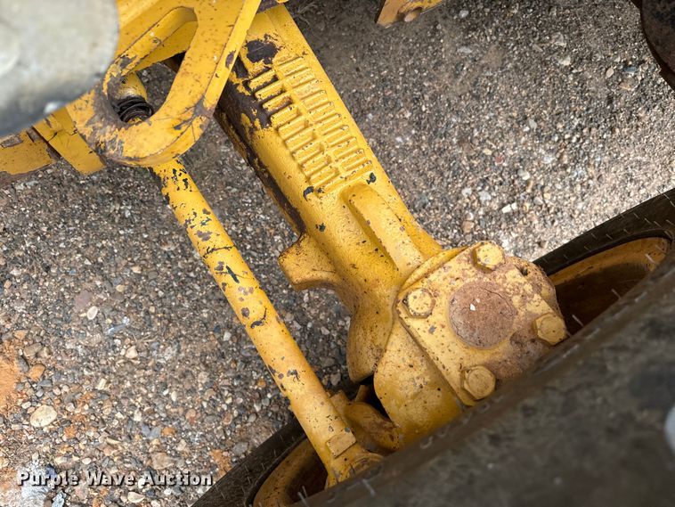 image for item NQ9586 2013 Caterpillar  420F IT backhoe