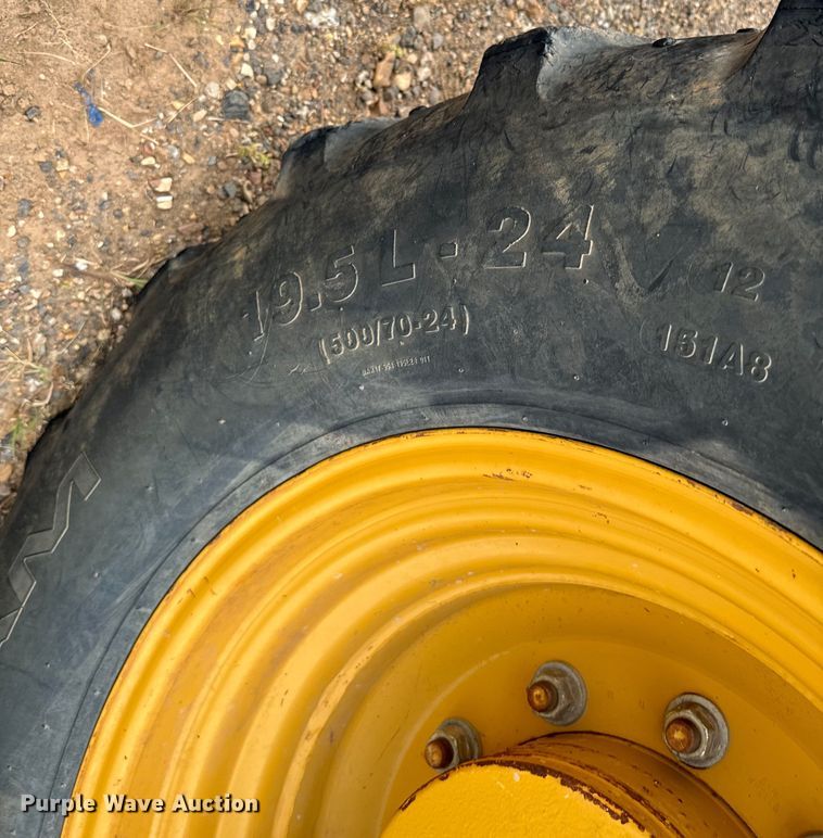 image for item NQ9586 2013 Caterpillar  420F IT backhoe