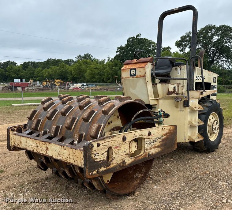image for item NQ9587 1994 Ingersoll Rand SD-70F single drum vibratory roller