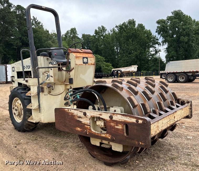 image for item NQ9587 1994 Ingersoll Rand SD-70F single drum vibratory roller