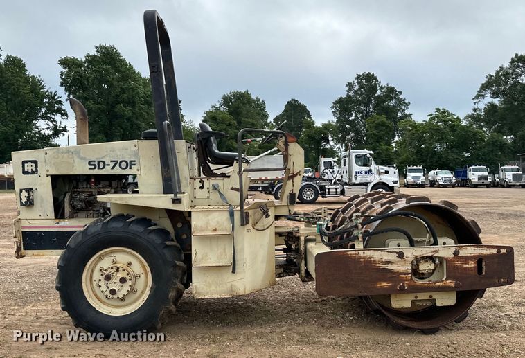 image for item NQ9587 1994 Ingersoll Rand SD-70F single drum vibratory roller