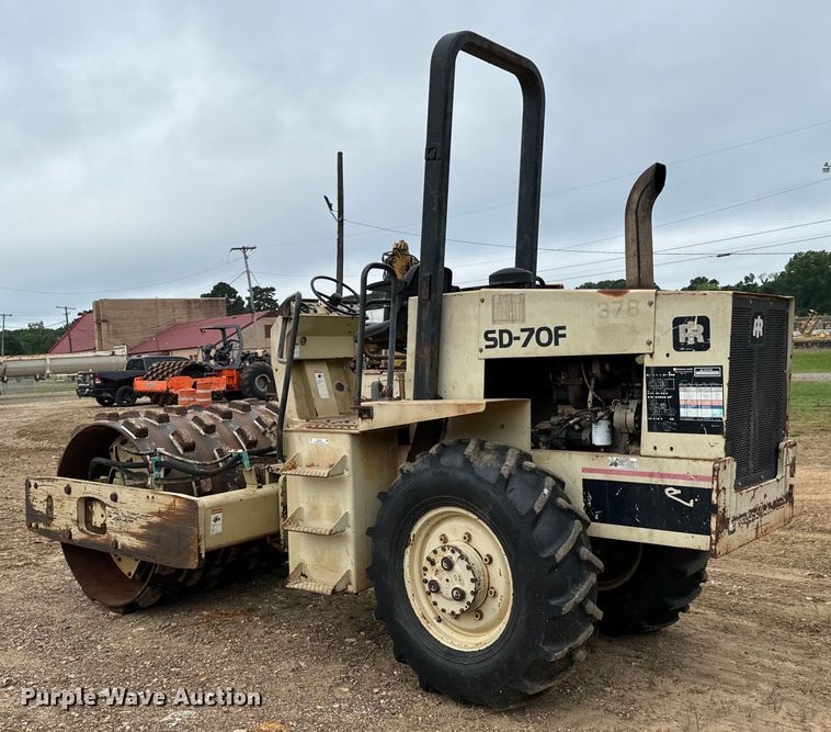 image for item NQ9587 1994 Ingersoll Rand SD-70F single drum vibratory roller