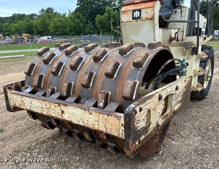 image for item NQ9587 1994 Ingersoll Rand SD-70F single drum vibratory roller