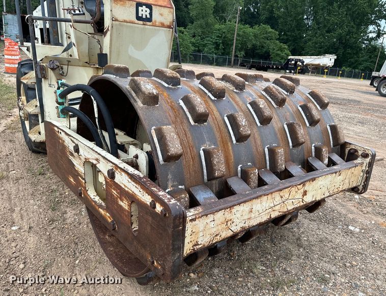 image for item NQ9587 1994 Ingersoll Rand SD-70F single drum vibratory roller
