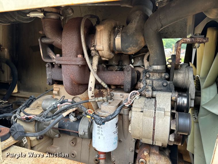 image for item NQ9587 1994 Ingersoll Rand SD-70F single drum vibratory roller