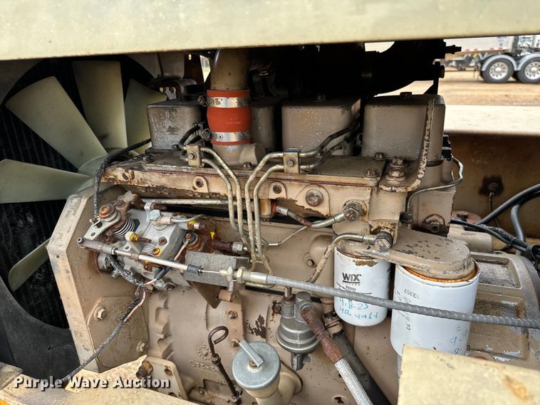 image for item NQ9587 1994 Ingersoll Rand SD-70F single drum vibratory roller