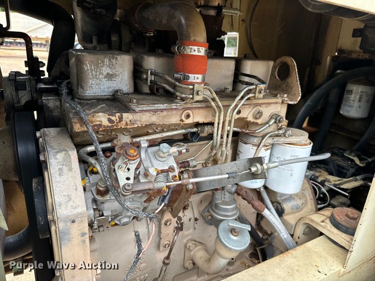 image for item NQ9587 1994 Ingersoll Rand SD-70F single drum vibratory roller