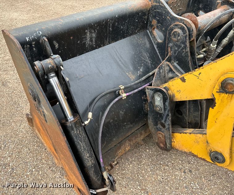 image for item NQ9589 2013 Caterpillar  420F IT backhoe