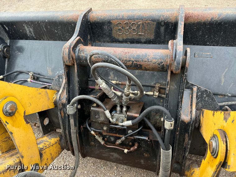 image for item NQ9589 2013 Caterpillar  420F IT backhoe